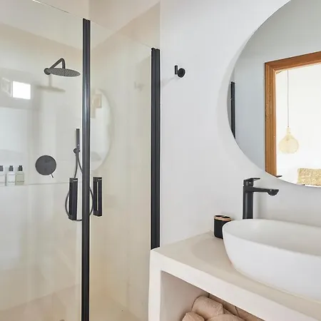 Hotel Calmas Boutique & Retreats *