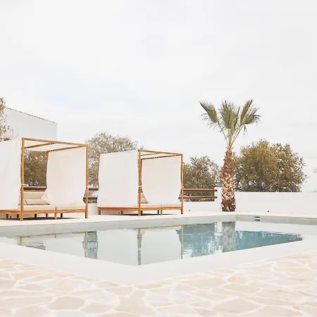 Hotel Calmas Boutique & Retreats